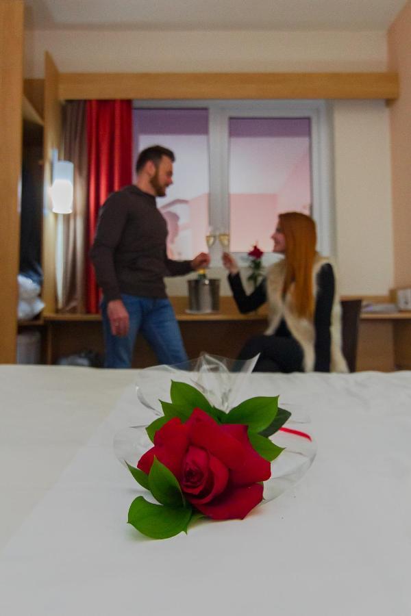Ibis Novo Hamburgo Hotel Eksteriør billede